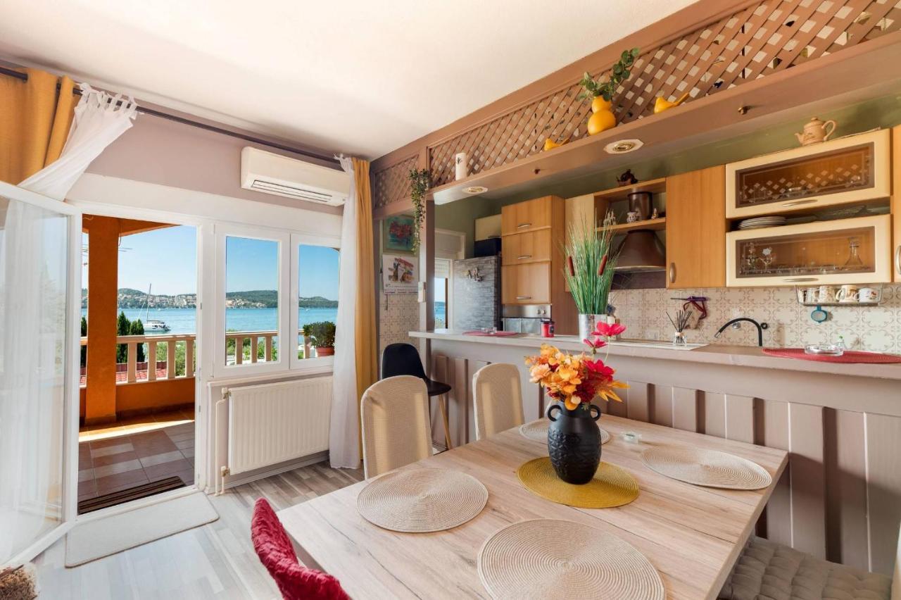 Apartment Lotus Trogir Kültér fotó