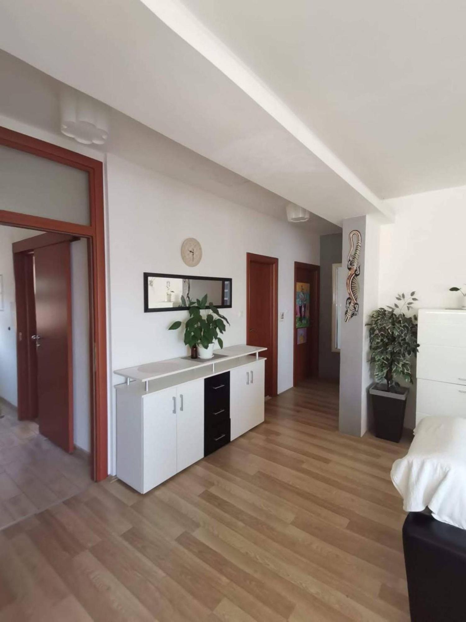 Apartment Lotus Trogir Szoba fotó